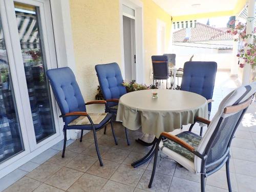 Apartment in Starigrad Paklenica 6860 — 4-Star Luxury Hotel in Starigrad, Croatia