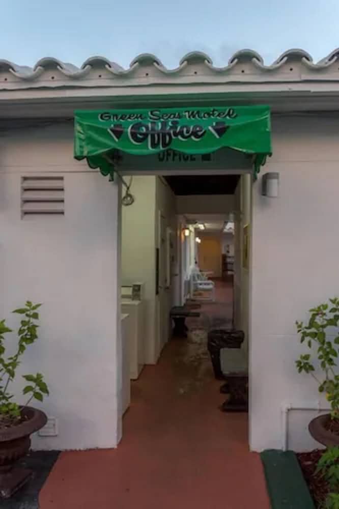 Green Seas Motel - photo 120