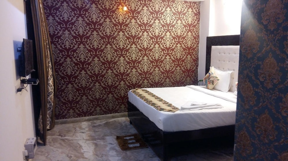 Hotel Eagle Inn — New Delhi — photo 3