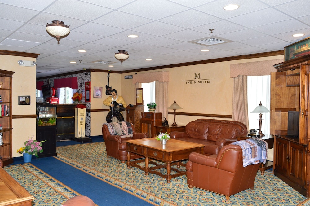 Manchester Inn and Suites - photo 3