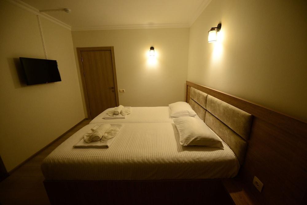 Hotel Aristocrat Batumi