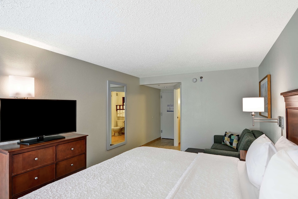 Hampton Inn Birmingham Mountain Brook - photo 10