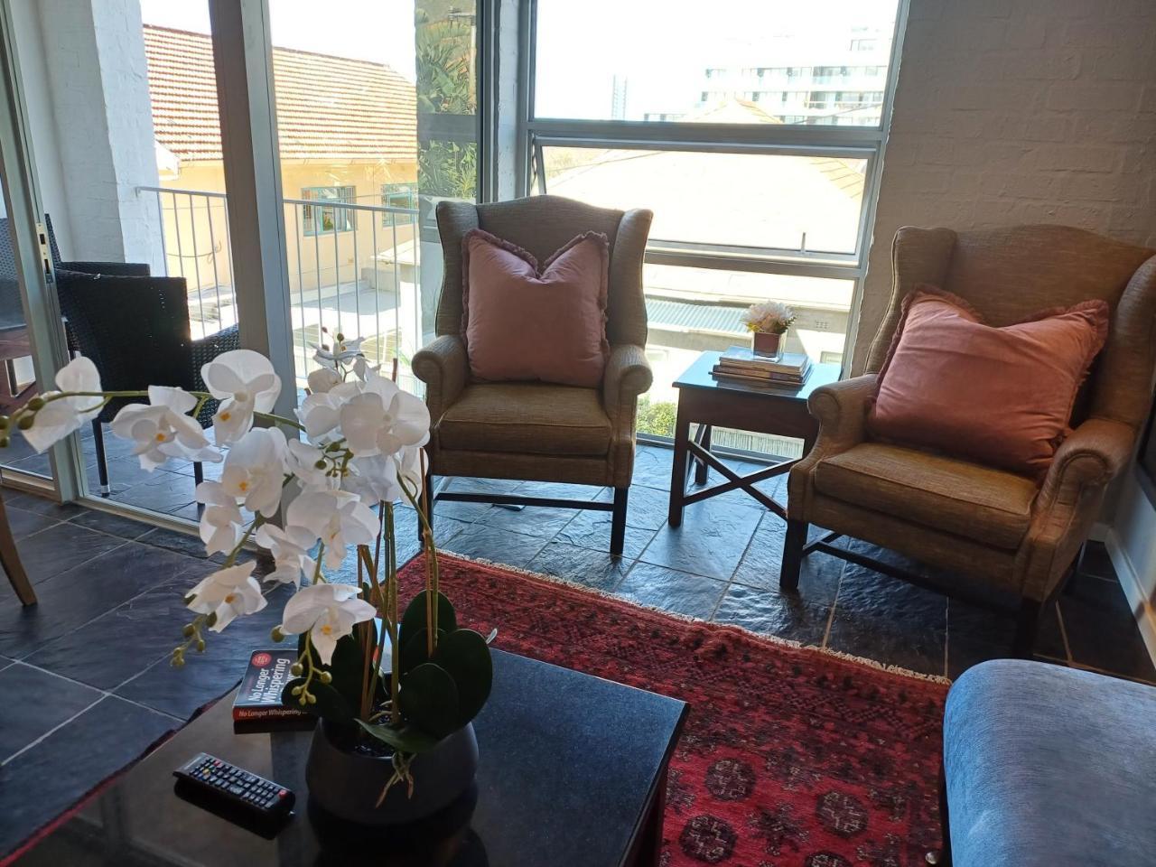 Queens Beach Studio Halaal — 4-Star Luxury Hotel in Cape Town, South Africa