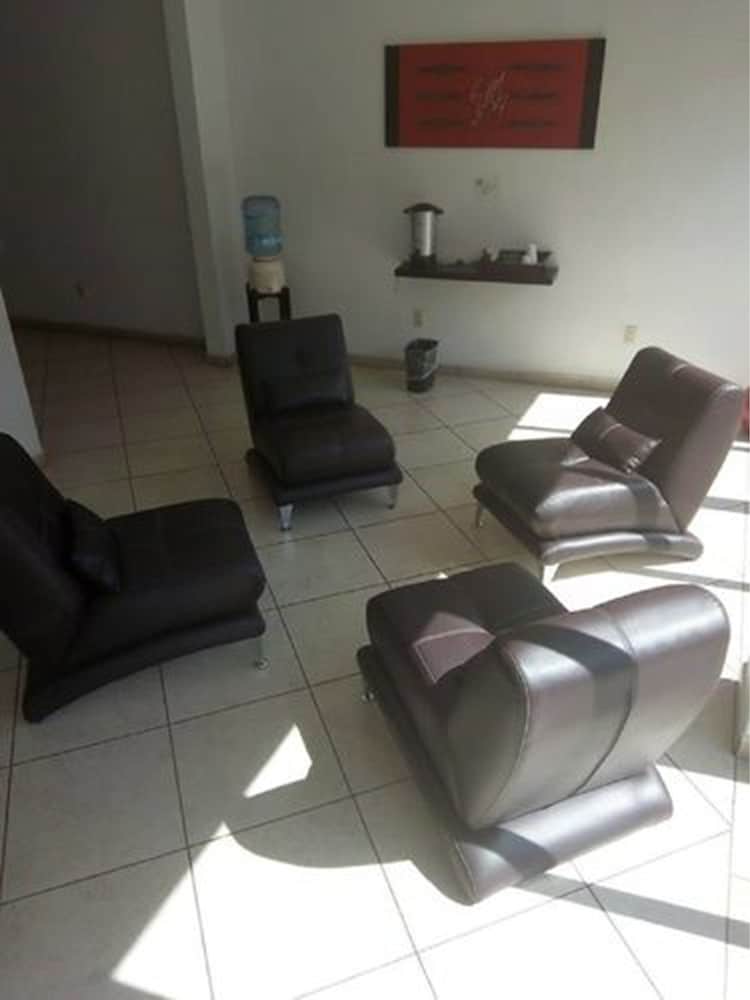 Hotel Home — Ocotlan — photo 2