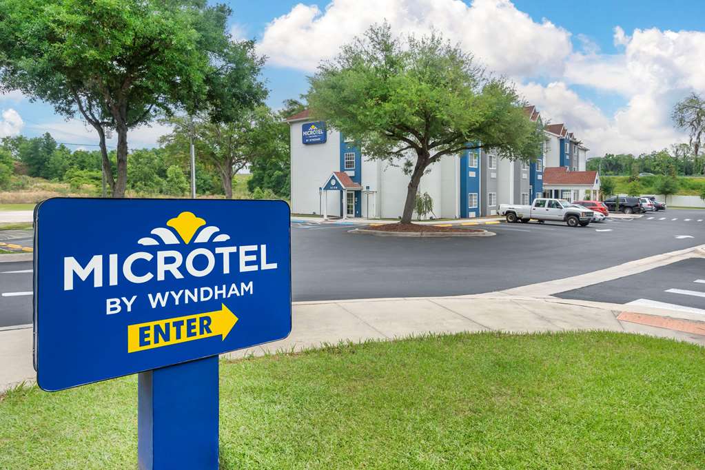 Microtel Inn & Suites by Wyndham Brooksville - photo 8