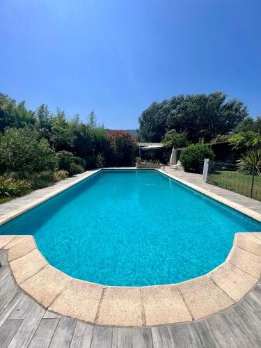 Domaine du Lac de la Vallee — hotel in Auribeau-Sur-Siagne