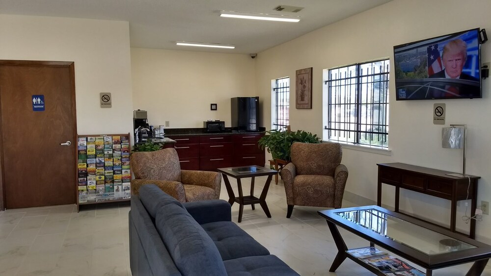 Highland Inn Denham Springs Baton Rouge East - photo 3
