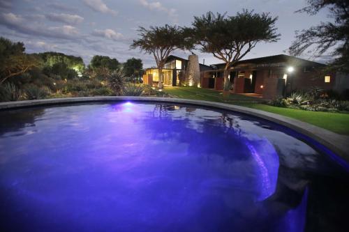Liedjiesbos Urban Olive Farm — 4-Star Luxury Hotel in Bloemfontein, South Africa