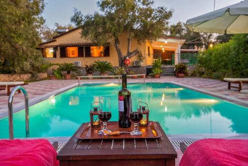 Olive Tree Villa — 4-Star Luxury Hotel in None, Greece