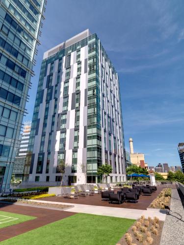 Global Luxury Suites at Kendall West — 4-Star Luxury Hotel in Cambridge, United States