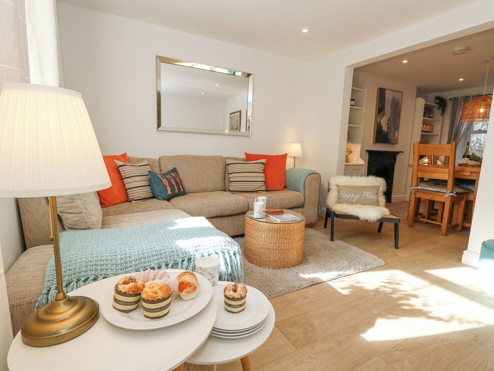 Winkle Cottage — 4-Star Luxury Hotel in Weymouth, United Kingdom