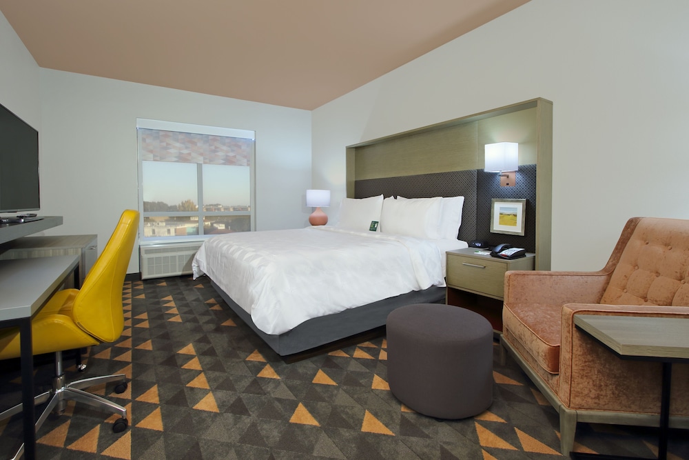Holiday Inn Hattiesburg North by IHG - photo 14