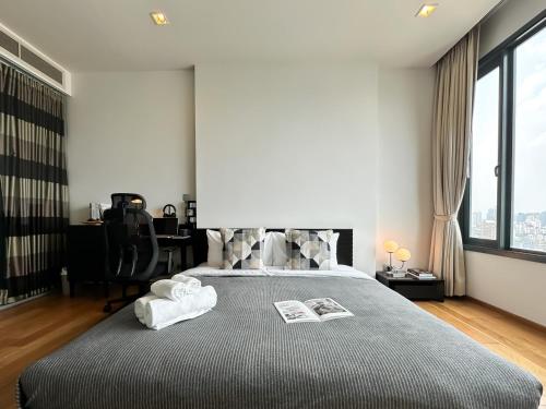 Expansive Loft 2BR Ultra Fast WiFi BTS Thonglor