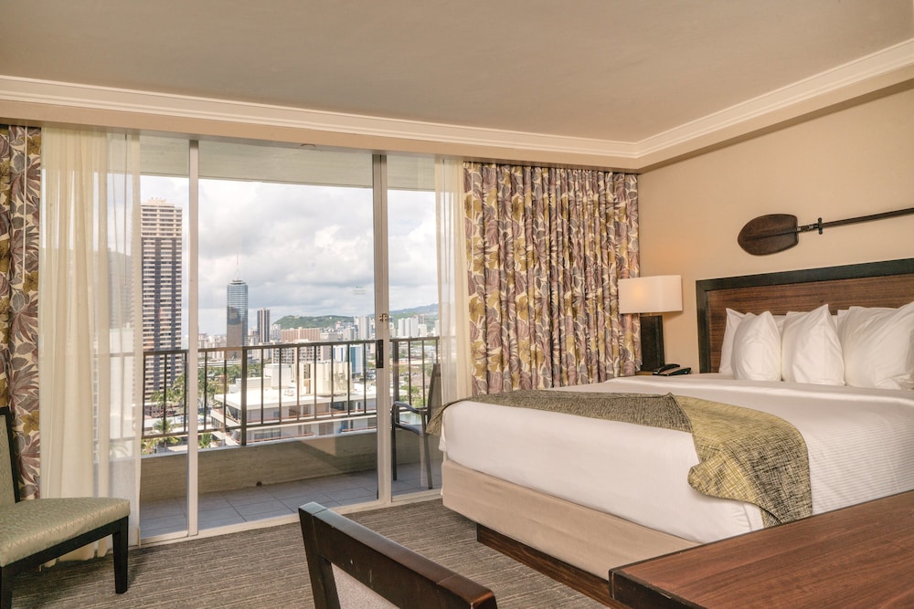 Wyndham Vacation Resorts Royal Garden at Waikiki - photo 17