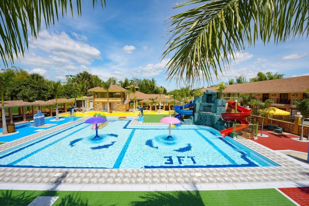 Kabaleyan Cove Resort powered by Cocotel in San Carlos, Philippines