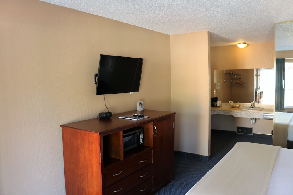 Bluelake Inn at Tahoe - photo 10