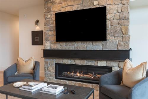 Newly Built Middle Teton At The Basin Hot Tub 22029873 — Driggs
