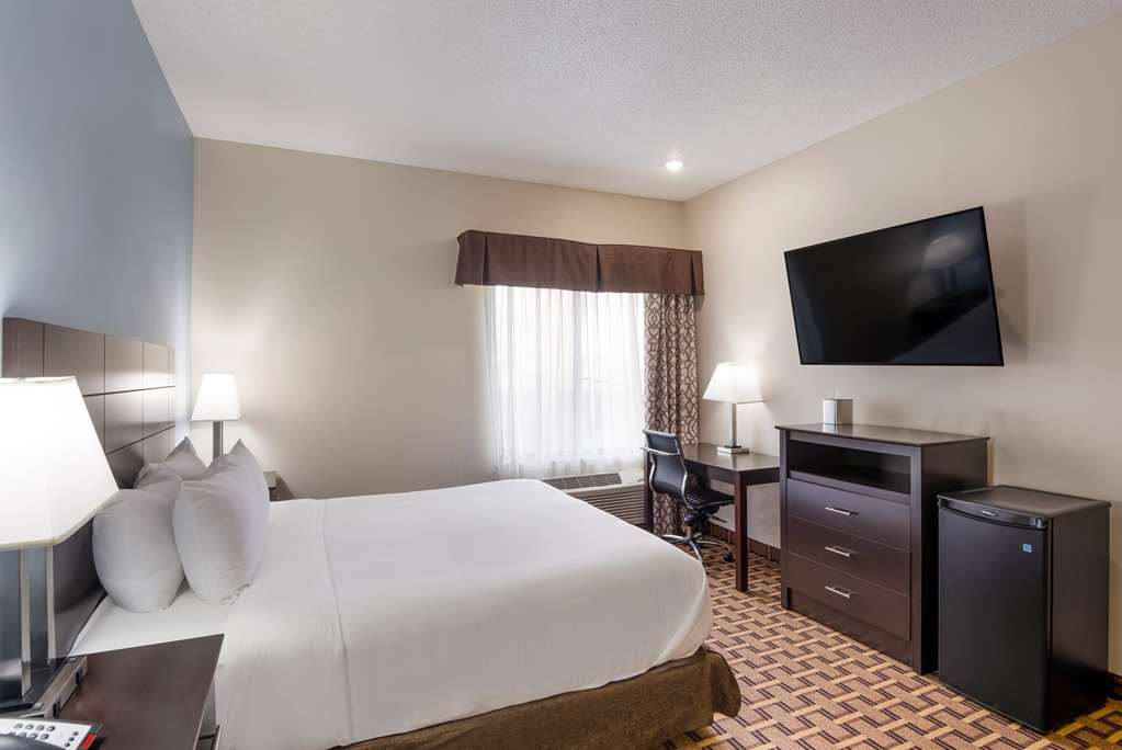 SureStay Plus Hotel by Best Western Coralville Iowa City - photo 16
