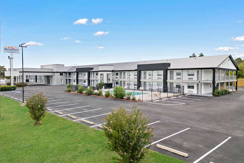 Baymont by Wyndham Beaumont - photo 3