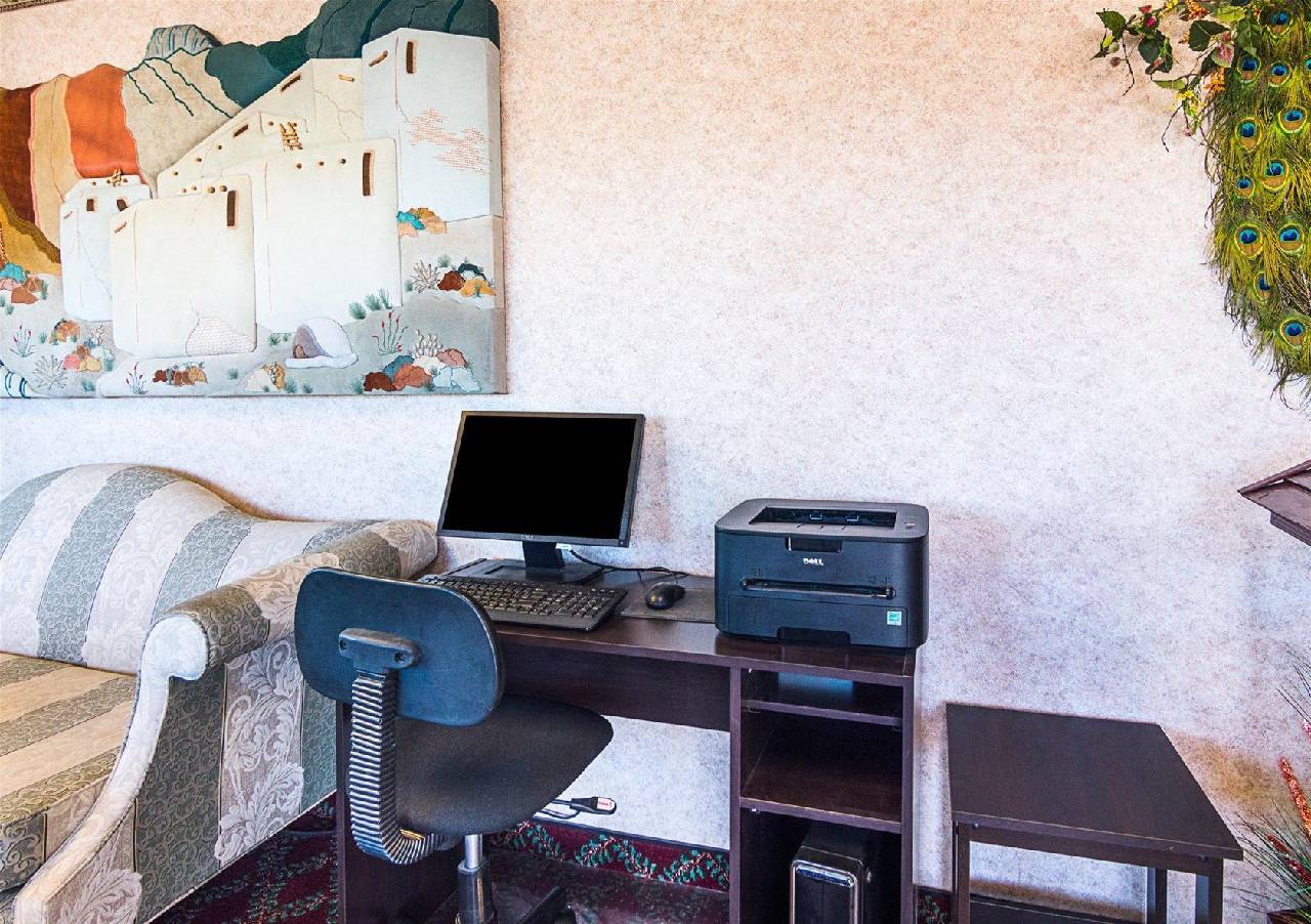 Rodeway Inn Dalhart - photo 15
