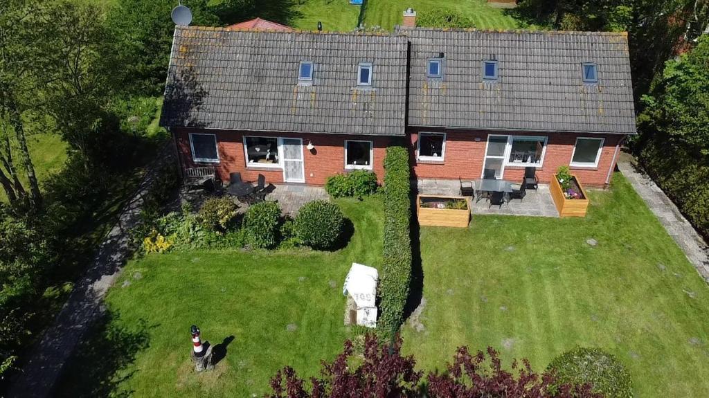 Kleine Scholle in Neuharlingersiel, Germany