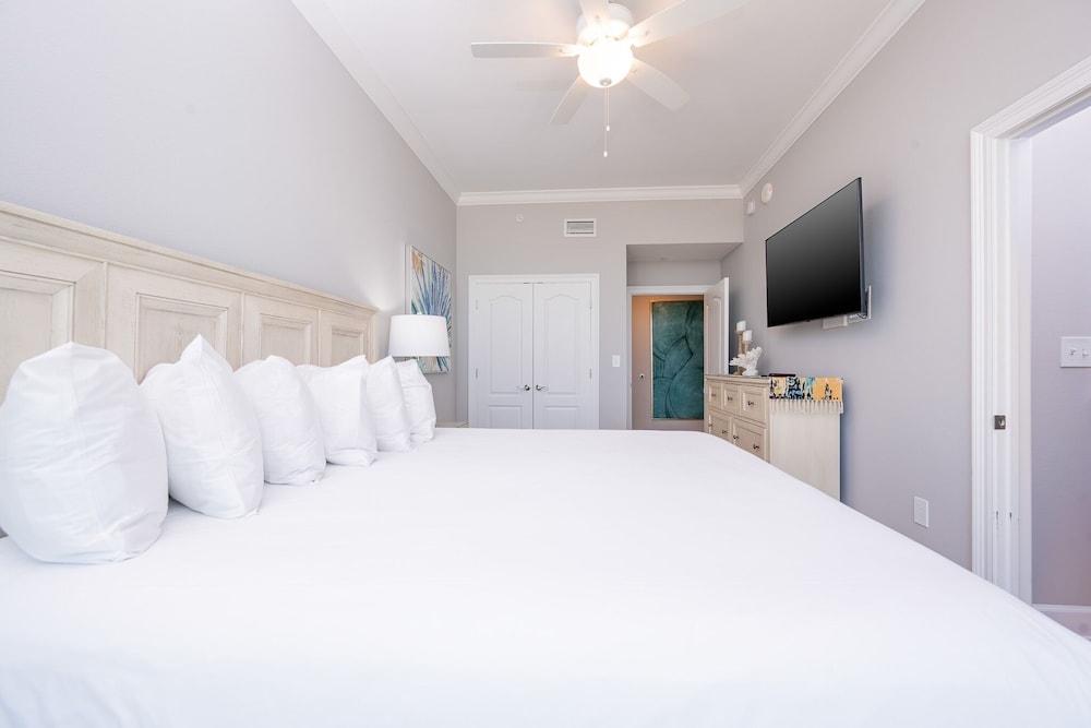 Phoenix Gulf Towers 2401 4 Bedroom Condo - photo 12