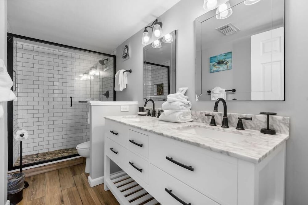 Edgewater 41 - photo 15