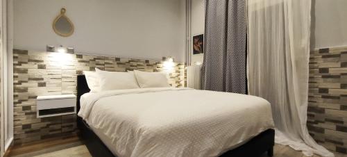 Ilisia apartment for rent — 4-Star Luxury Hotel in Athens, Greece