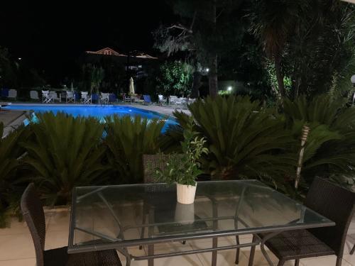 Hotel Kalamitsi Apartments in Preveza, Greece