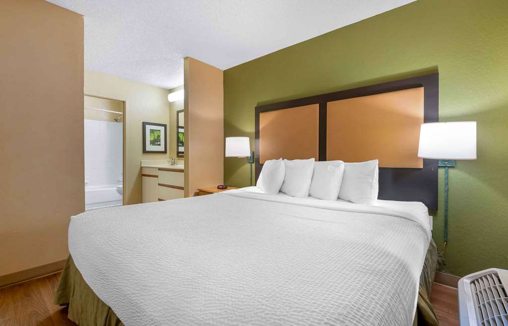 Extended Stay America Select Suites Jacksonville Baymeadows - photo 34
