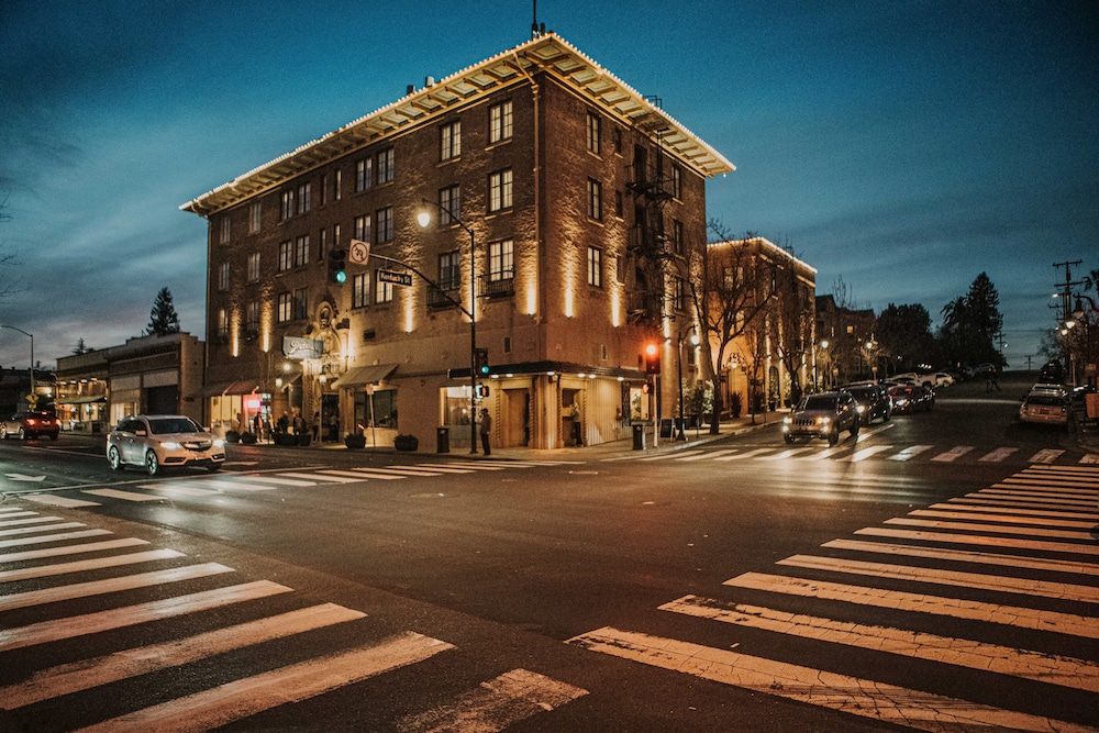 Hotel Petaluma Tapestry Collection by Hilton - photo 36