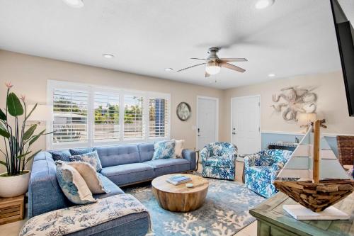 Azure in Anna Maria, United States