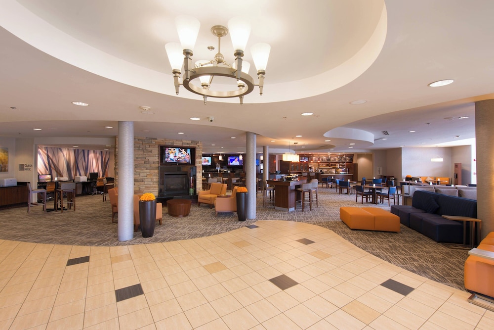 Courtyard by Marriott Canton - photo 6