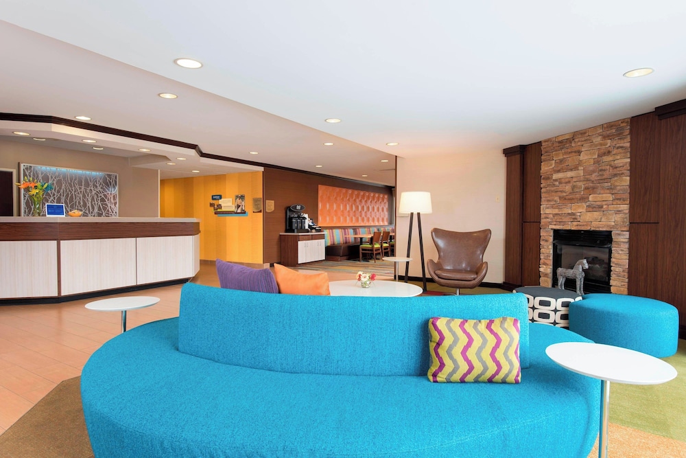 Fairfield Inn And Suites By Marriott St Charles — Saint Charles