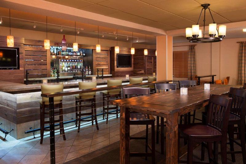DoubleTree by Hilton Hotel Vancouver - photo 64