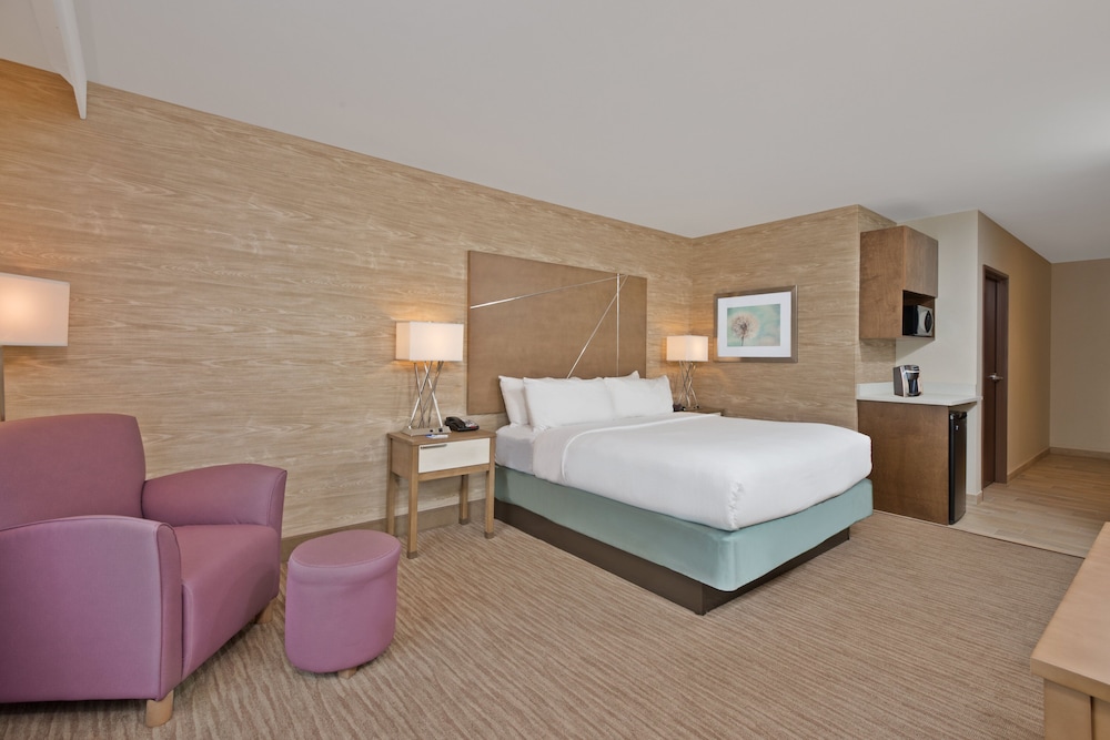 Holiday Inn Express & Suites New Cumberland by IHG - photo 14