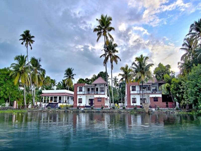 Hotel Harmony Waves - carbon neutral hotel in Alleppey