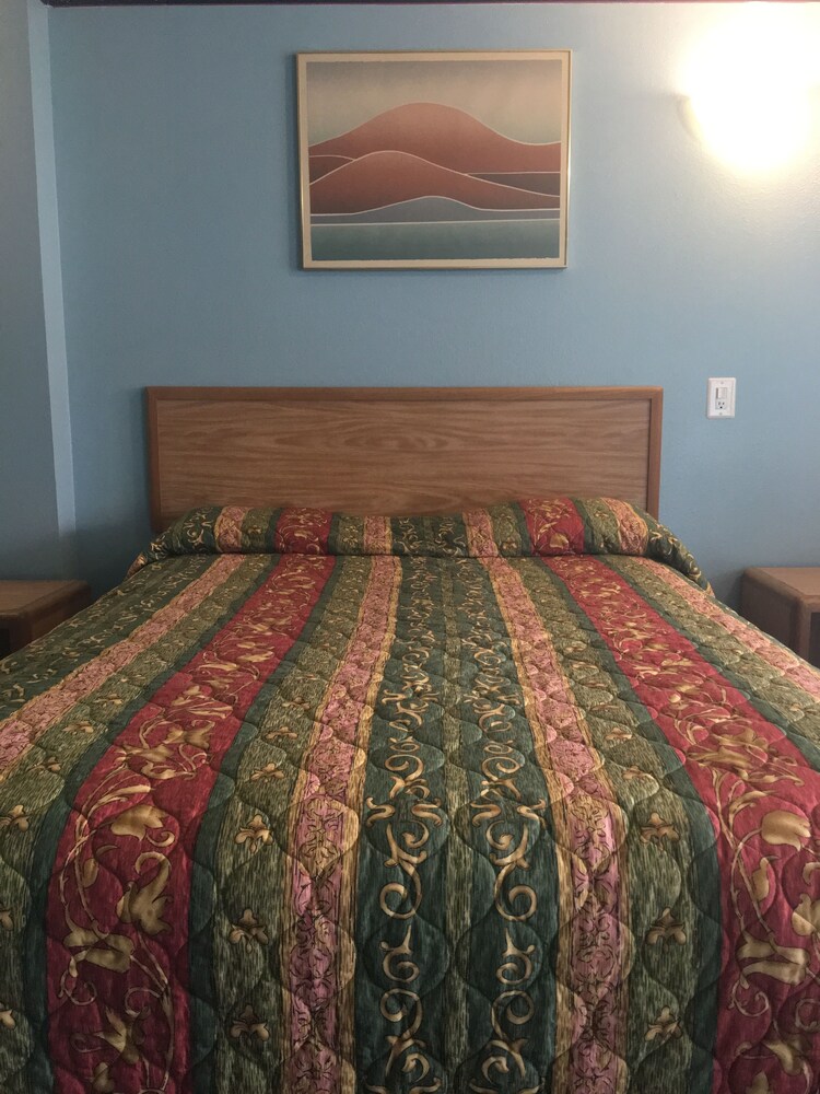 Chester Inn Motel - photo 13