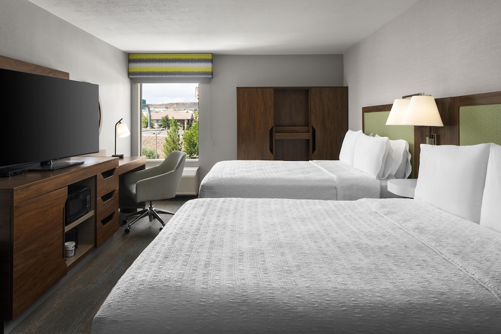 Hampton Inn St George - photo 17