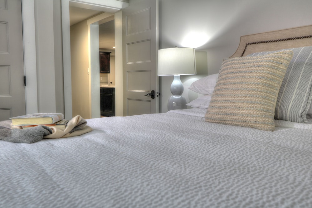 River Edge Inn - photo 23