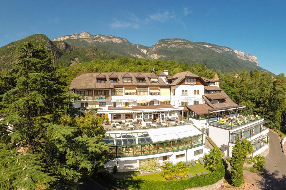 Hotel Lambrechtshof — hotel in San Michele