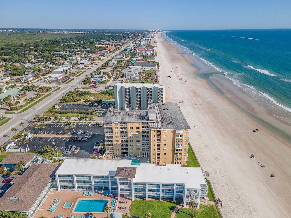 PT608 Ponce de Leon Towers by RedAwning - photo 55