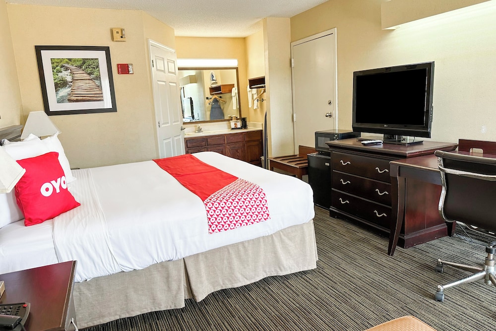 Bonita Lakes Inn by Capital O Meridian I20 - photo 15