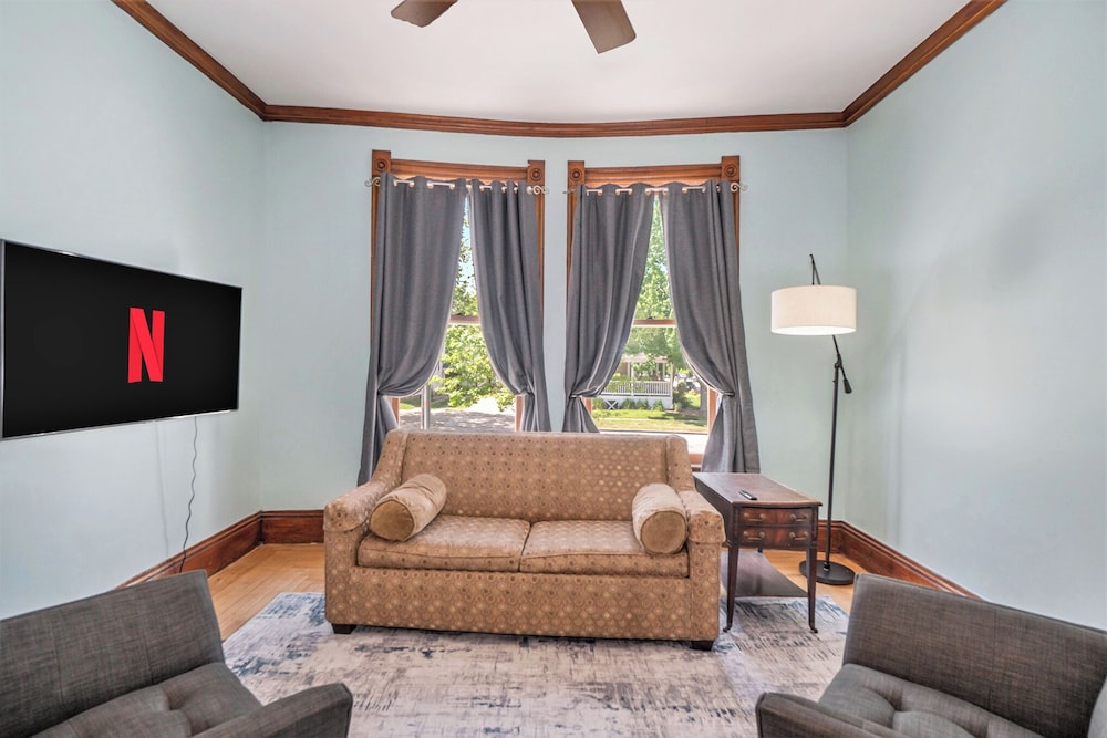 Serendipity Resort & Suites - photo 8