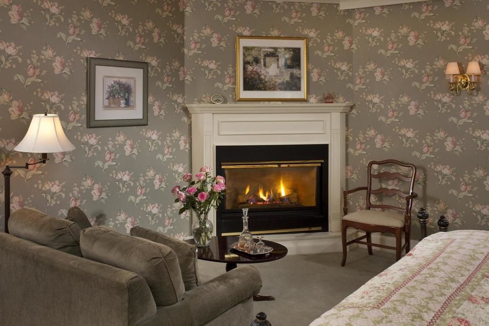 Applegate Inn - photo 8