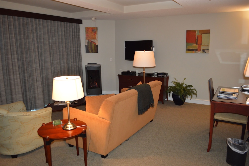 Whale Cove Inn - photo 16