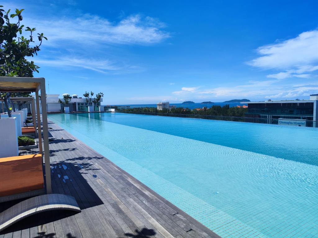 Sutera Avenue Kota Kinabalu City Centre LW Suites — 5-Star Luxury Hotel in Kota Kinabalu, Malaysia