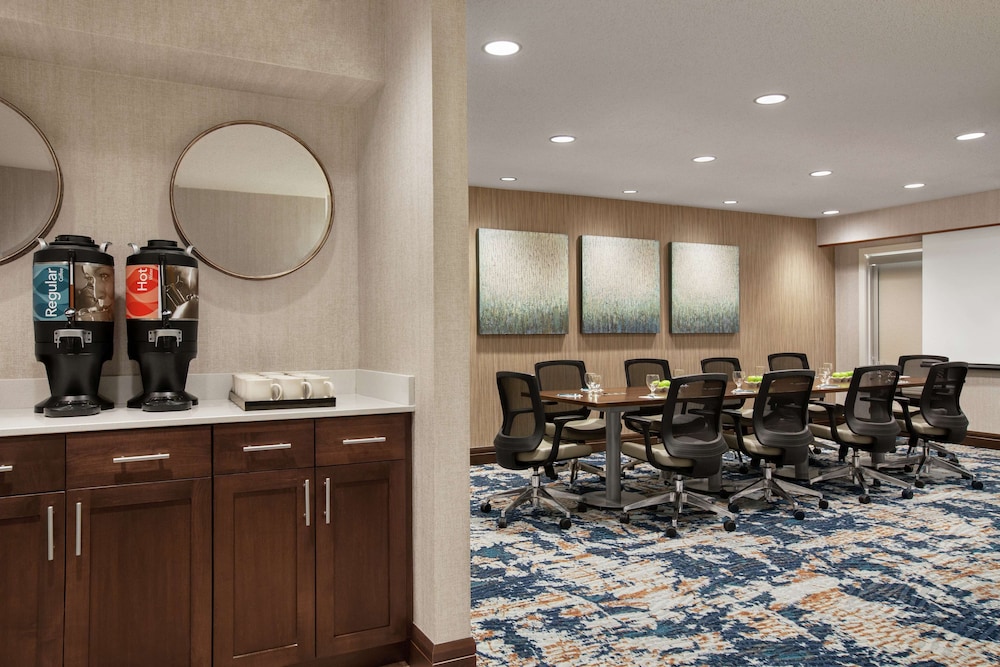 Homewood Suites by Hilton Kansas City Airport - photo 30