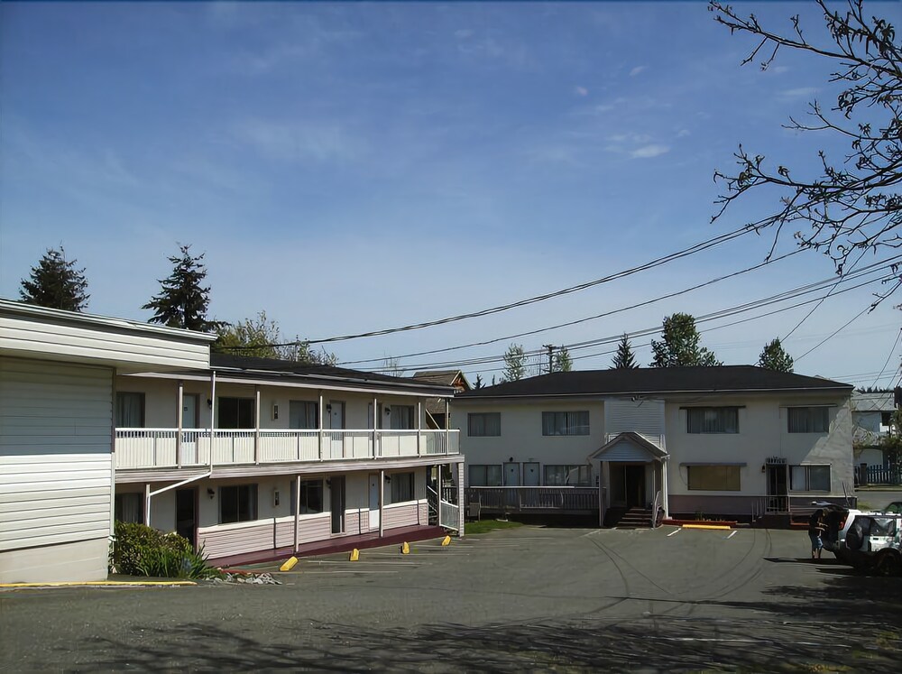 River Heights Motel — Courtenay