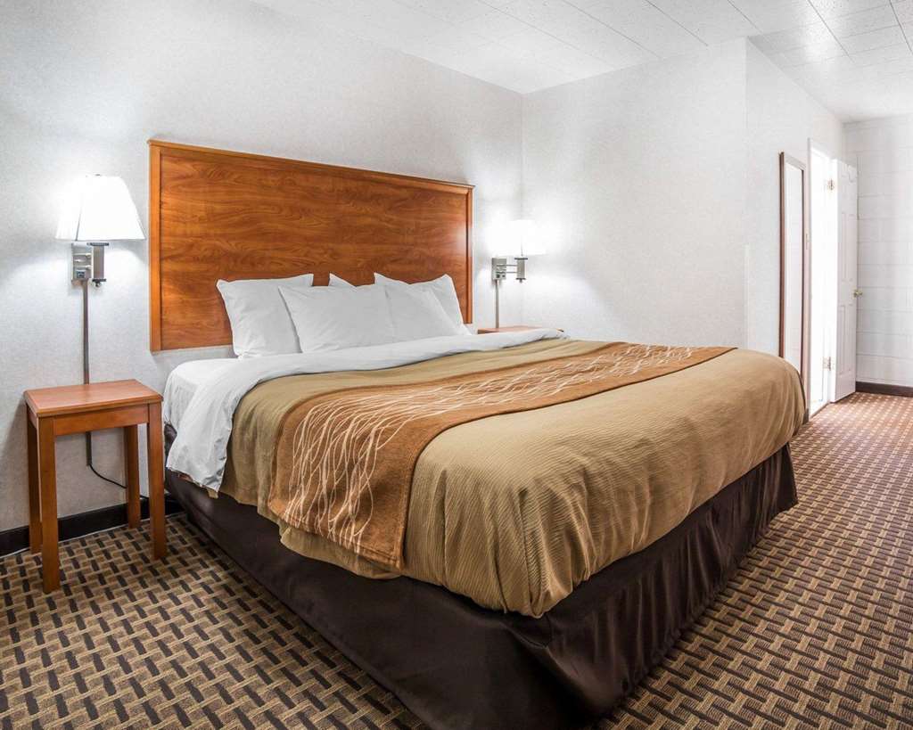 Rodeway Inn Elko Downtown Area - photo 12